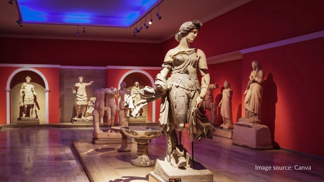 Patung di Antalya Museum