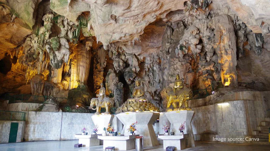Kek Look Tong Temple Cave
