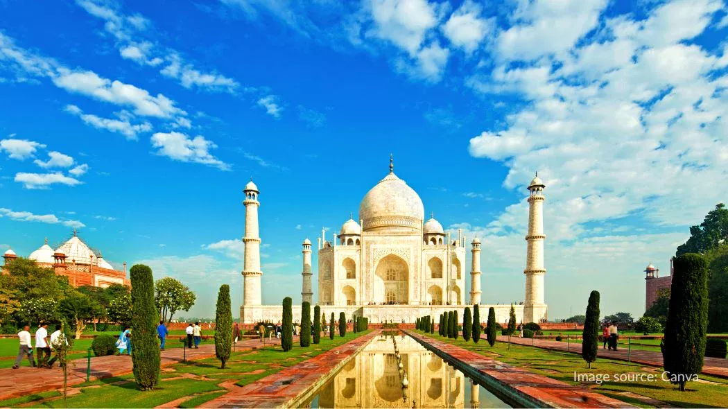 Berwisata ke Taj Mahal menggunakan e-visa india