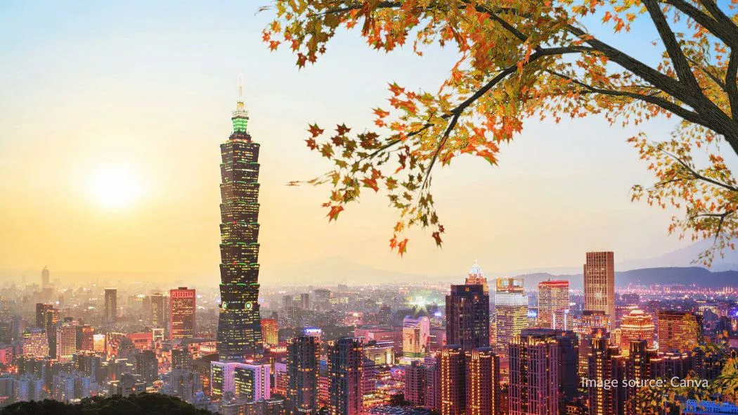 Panorama kota Taipei saat senja