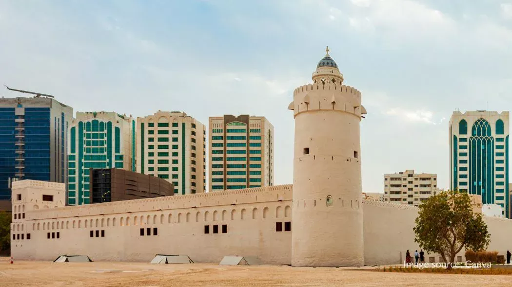 Visa transit Abu Dhabi untuk liburan sejenak ke Qasr Al Hosn