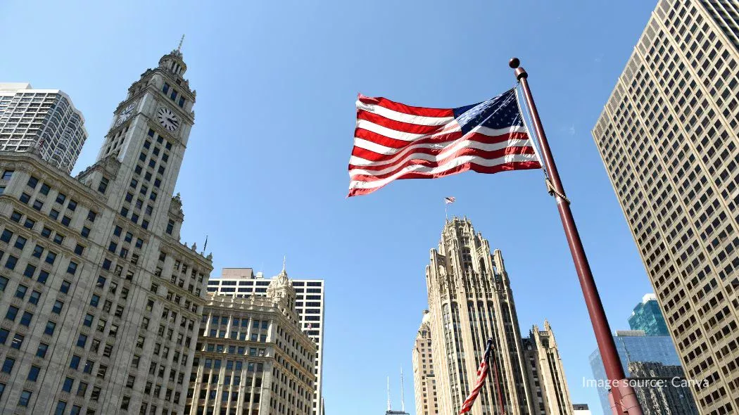 Bendera USA yang berkibar di Chicago