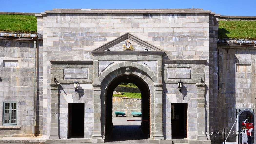 Gerbang depan La Citadelle de Quebec