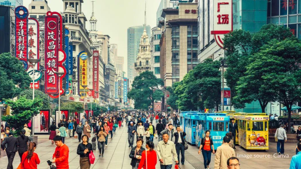 Kawasan pertokoan di Shanghai