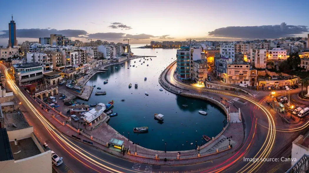 Spinola Bay