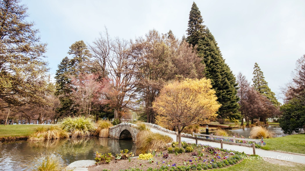 Taman Queenstown di musim gugur